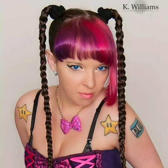 Meet your Posher, Crystal - Picture 1 of 1